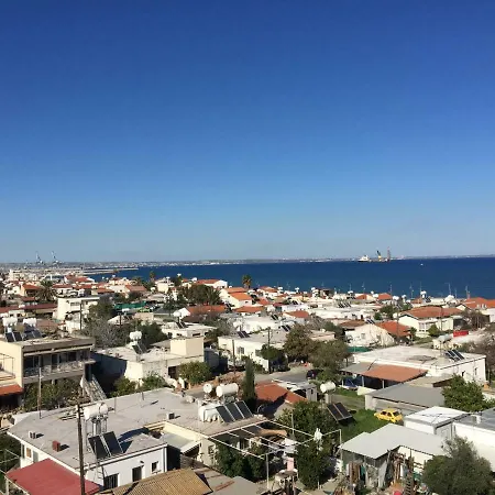 Seaview Luxury Penthouse لارنكا